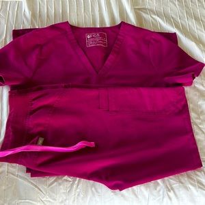 Figs scrub set. Magenta